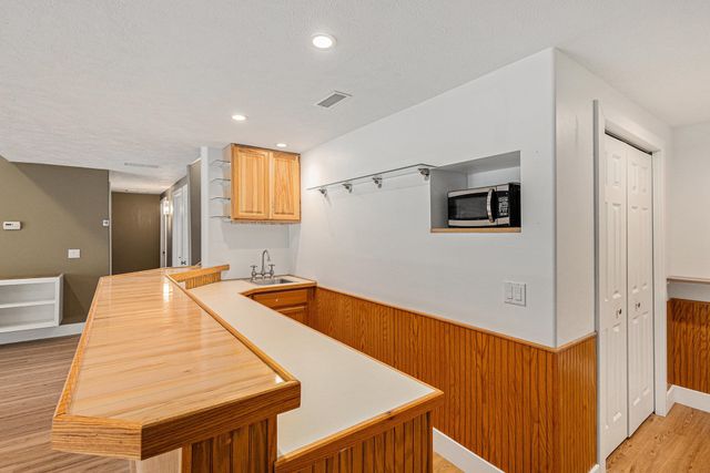 5575 M 72, Williamsburg, MI 49690