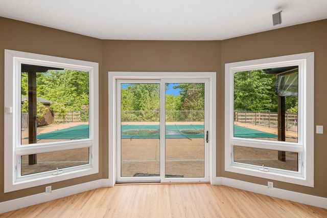 5575 M 72, Williamsburg, MI 49690