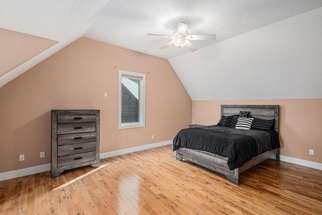 5575 M 72, Williamsburg, MI 49690