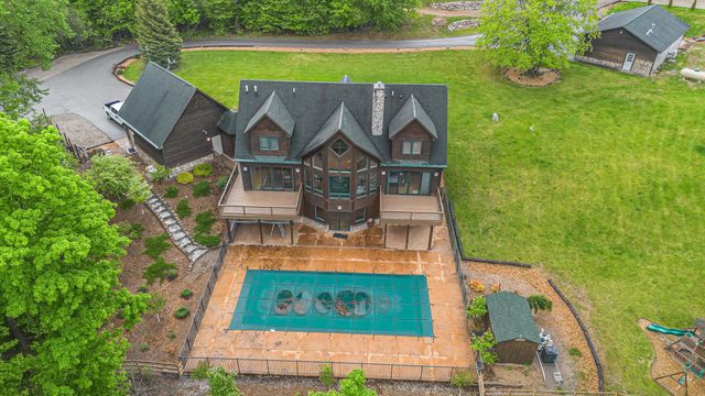 5575 M 72, Williamsburg, MI 49690