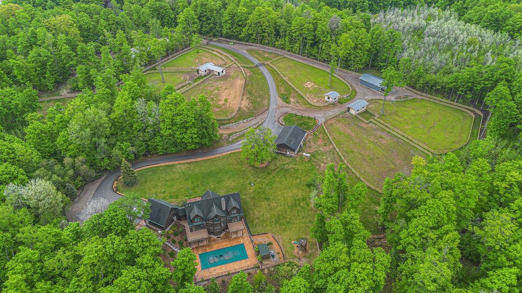 5575 M 72, Williamsburg, MI 49690