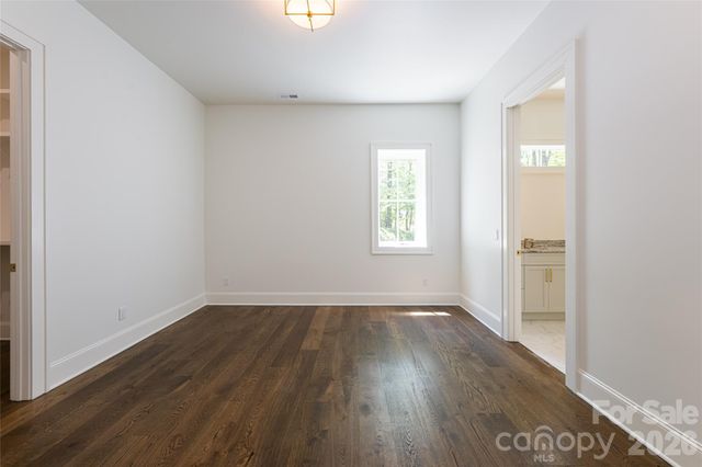 99 Little Cherokee Ridge, Hendersonville, NC 28739