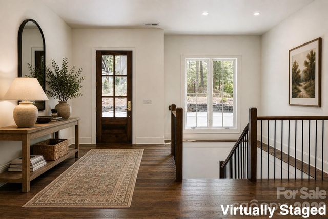 99 Little Cherokee Ridge, Hendersonville, NC 28739