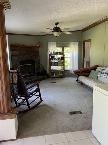 2450 W Leatherwood Rd, Cumberland Furnace, TN 37051