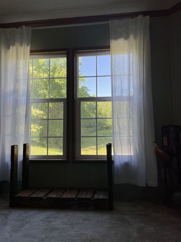 2450 W Leatherwood Rd, Cumberland Furnace, TN 37051
