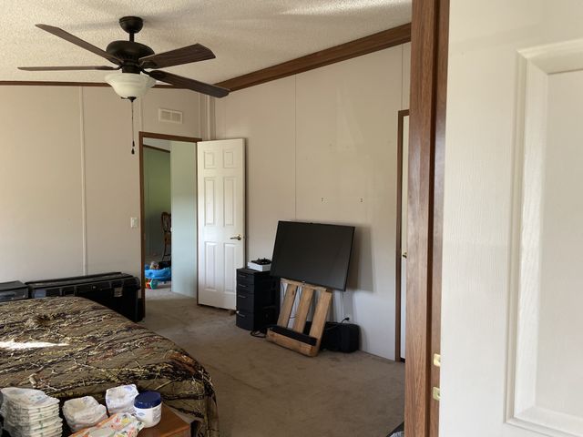 2450 W Leatherwood Rd, Cumberland Furnace, TN 37051