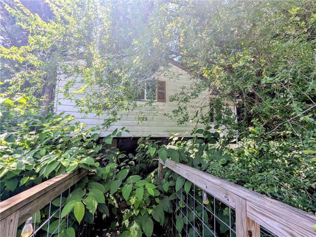 132 Leneake St, Wilkins Twp, PA 15145