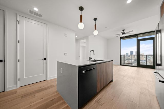 84 East Ave 1708, Austin, TX 78701