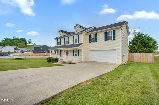 2201 Fox Meadows Circle, Bluff City, TN 37618