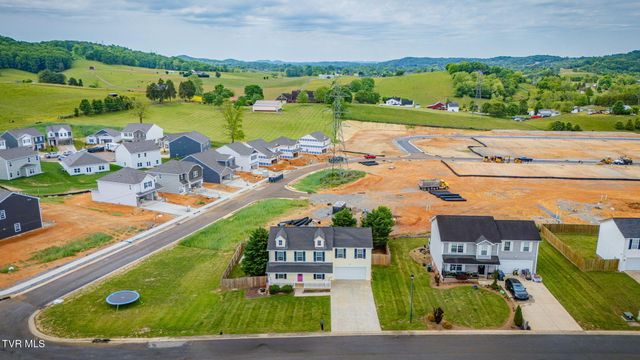 2201 Fox Meadows Circle, Bluff City, TN 37618