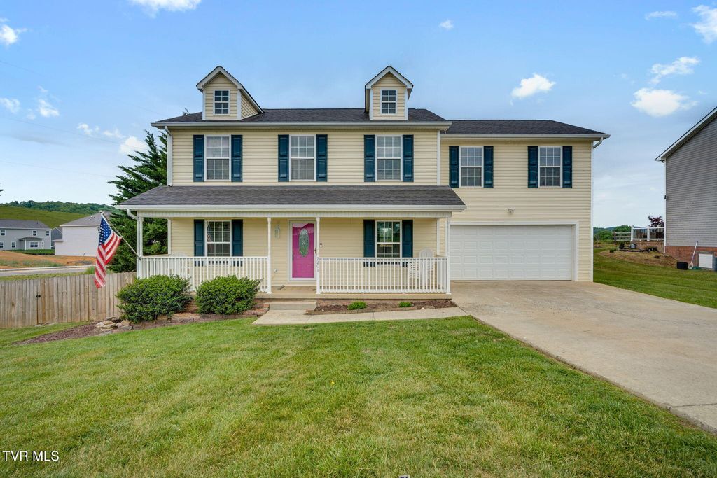 2201 Fox Meadows Circle, Bluff City, TN 37618