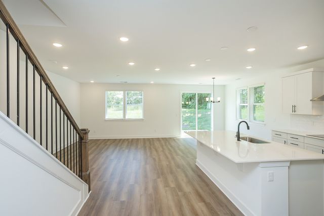 137 West Cassa Way, Mount Juliet, TN 37122