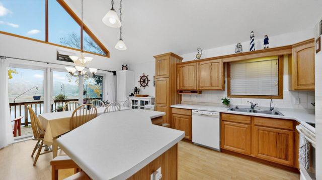11355 Cedar Beach Drive NW, Oronoco, MN 55960