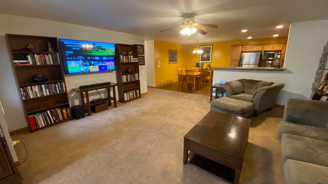 962 Birch Drive 962c, Crown Point, IN 46307
