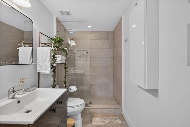 811 Jefferson Avenue 204, Miami Beach, FL 33139