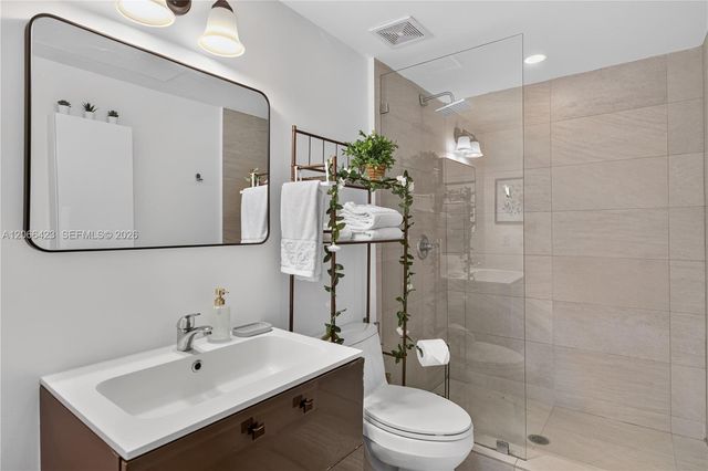 811 Jefferson Avenue 204, Miami Beach, FL 33139