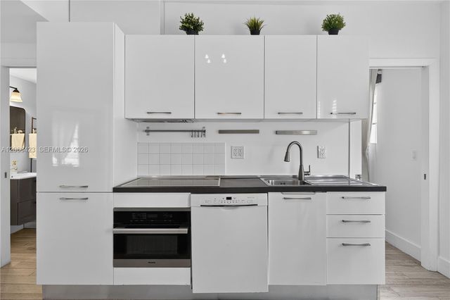 811 Jefferson Avenue 204, Miami Beach, FL 33139