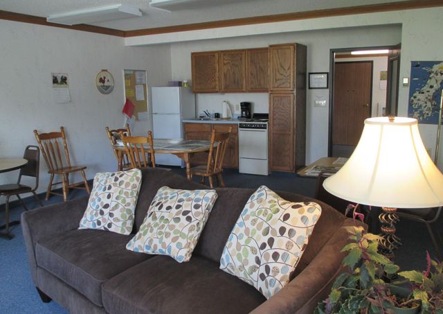 107 Edgewood Street, New York Mills, MN 56567