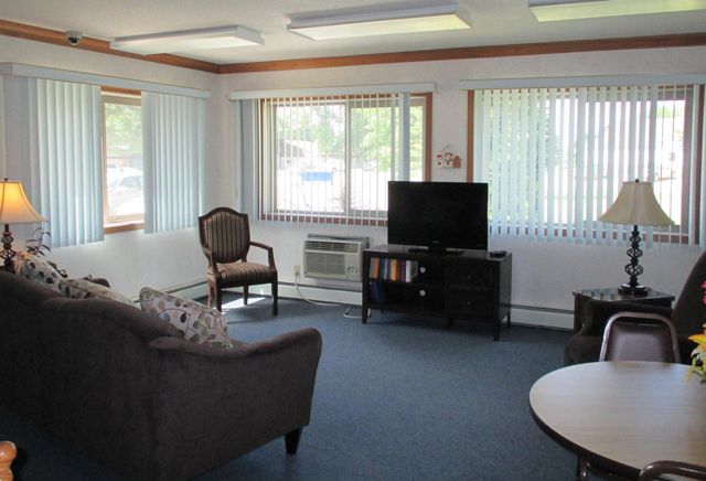 107 Edgewood Street, New York Mills, MN 56567