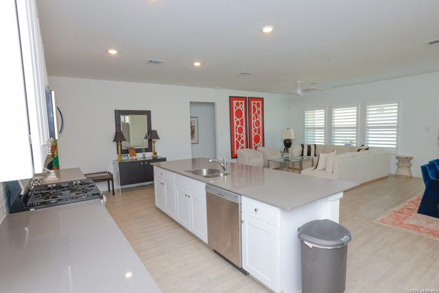 5904 American Elm, Bulverde, TX 78163