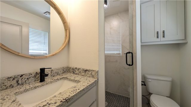 68 N Woodridge Road, Rogers, AR 72756