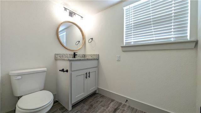 68 N Woodridge Road, Rogers, AR 72756