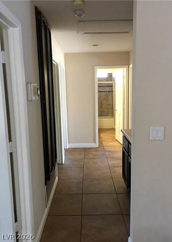 6829 Laredo, Las Vegas, NV 89146
