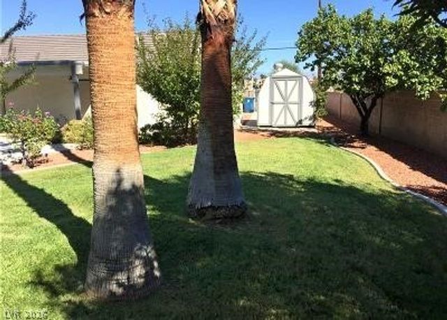 6829 Laredo, Las Vegas, NV 89146
