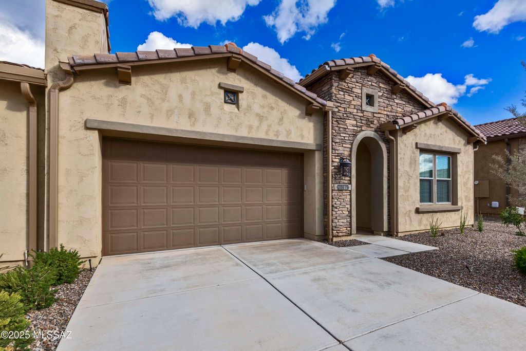 30611 S Osprey Drive, Oracle, AZ 85623