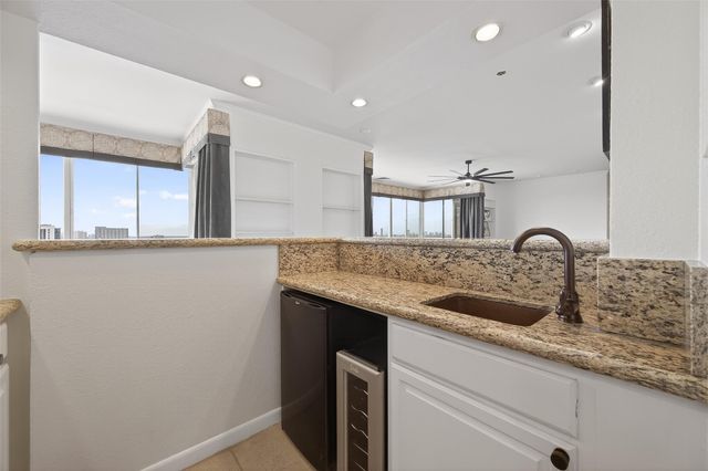 2016 Main Street PH 3, Houston, TX 77002