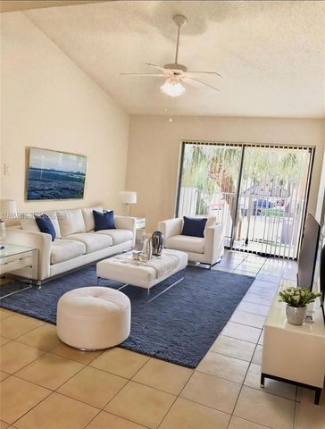 7130 NW 179th St 207, Hialeah, FL 33015