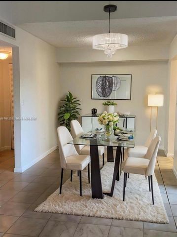 7130 NW 179th St 207, Hialeah, FL 33015