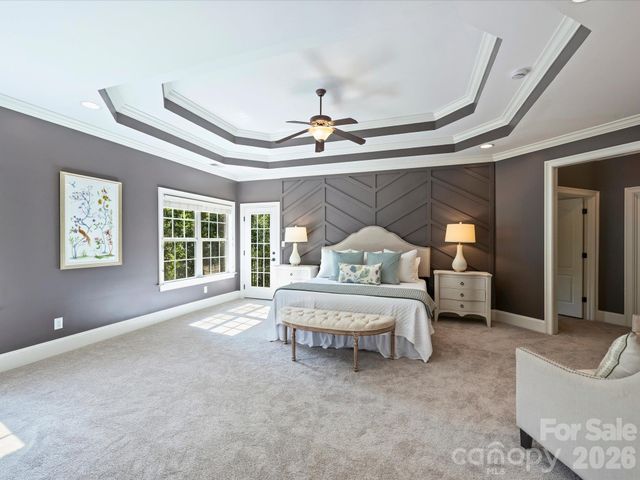 3823 Lakeside Drive, Charlotte, NC 28270