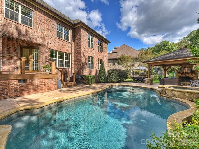 3823 Lakeside Drive, Charlotte, NC 28270