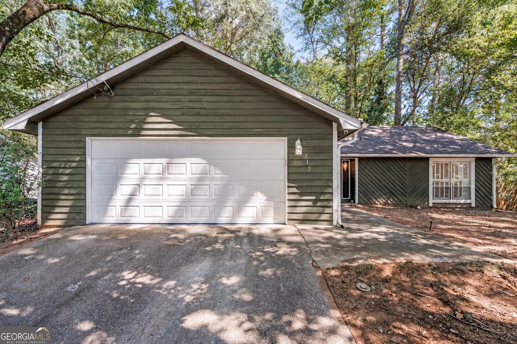717 Pebble Creek Drive, Norcross, GA 30093