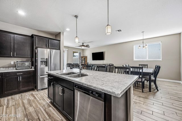 17997 W LOUISE Drive, Surprise, AZ 85387