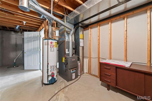 10427 Tiffany Village Court, St Louis, MO 63123