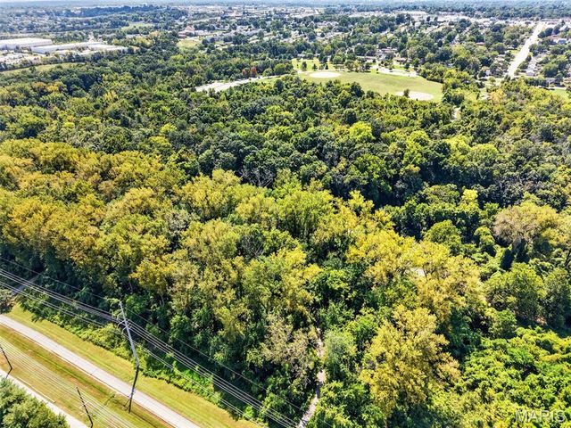 10427 Tiffany Village Court, St Louis, MO 63123