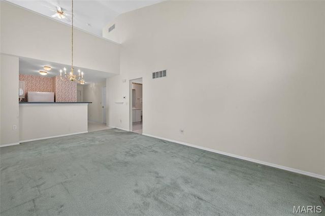 10427 Tiffany Village Court, St Louis, MO 63123