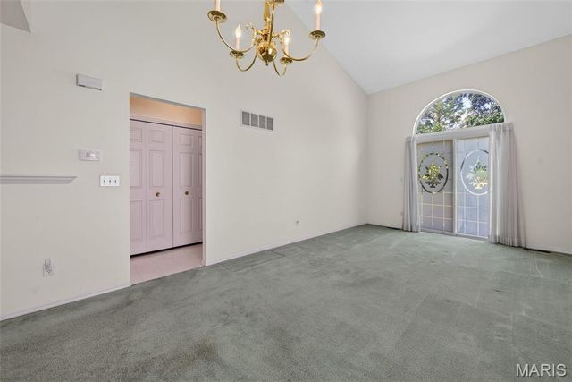 10427 Tiffany Village Court, St Louis, MO 63123