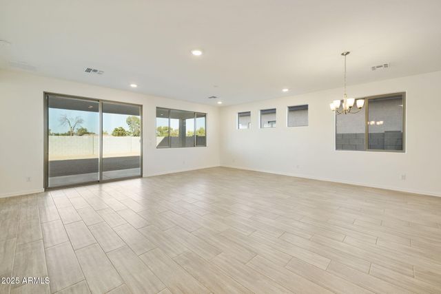 5010 W CAPISTRANO Avenue, Laveen, AZ 85339