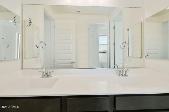 5010 W CAPISTRANO Avenue, Laveen, AZ 85339