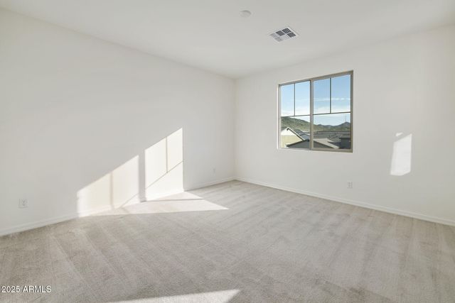 5010 W CAPISTRANO Avenue, Laveen, AZ 85339