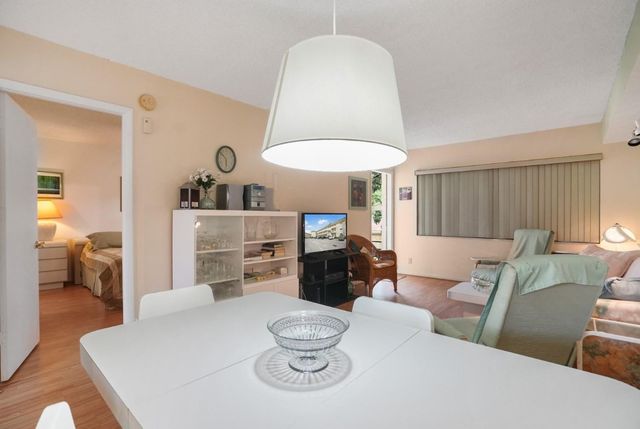 4321 NW 16th Street 204, Lauderhill, FL 33313