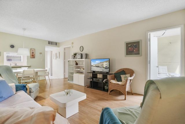 4321 NW 16th Street 204, Lauderhill, FL 33313