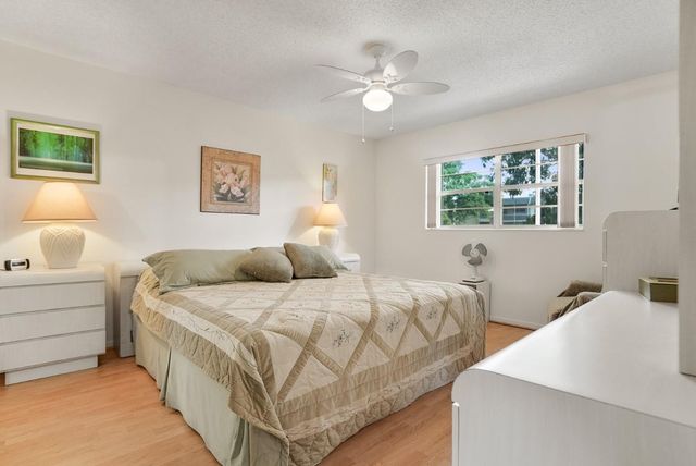 4321 NW 16th Street 204, Lauderhill, FL 33313