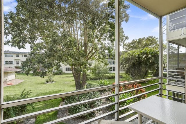 4321 NW 16th Street 204, Lauderhill, FL 33313