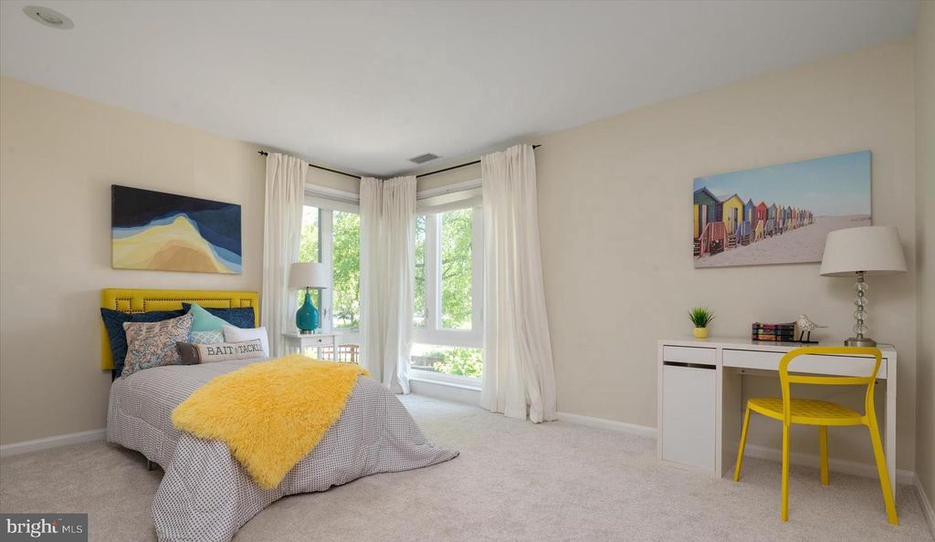 Image 17 of property listing at 116 OYSTER COVE DR #1D, Grasonville, MD 21638