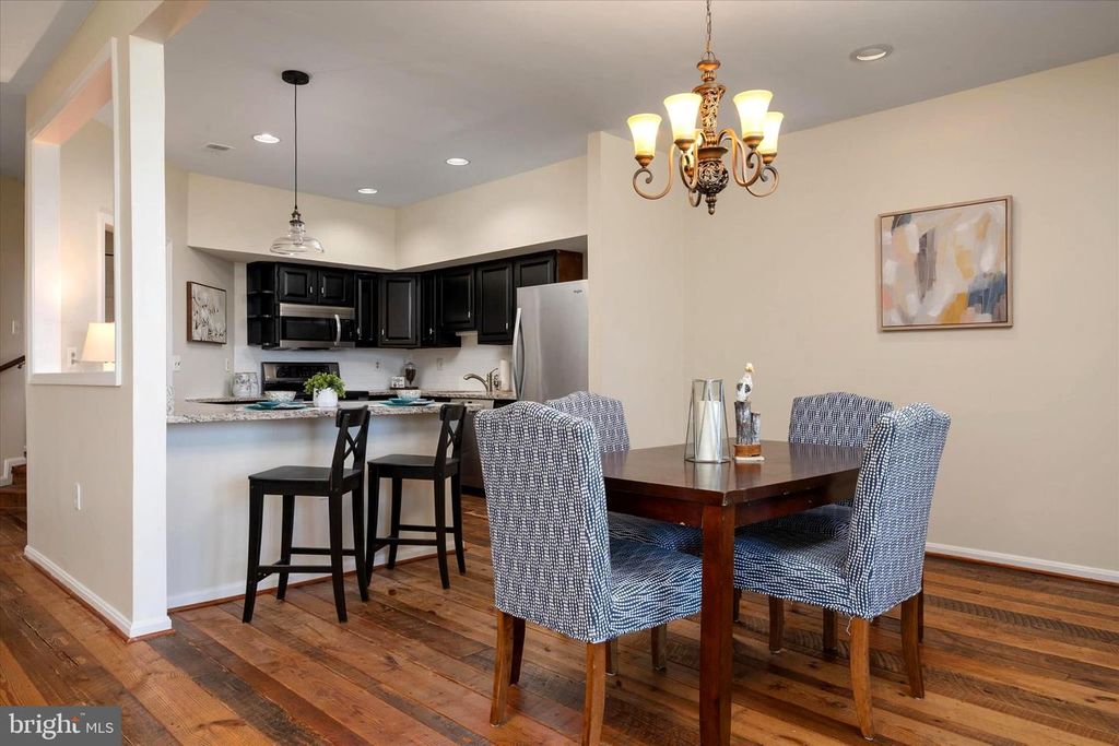 Image 24 of property listing at 116 OYSTER COVE DR #1D, Grasonville, MD 21638