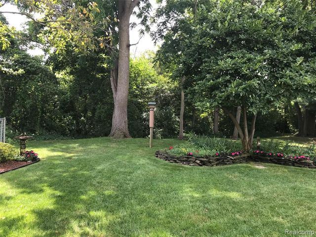 45289 Rudgate Road, Canton, MI 48188